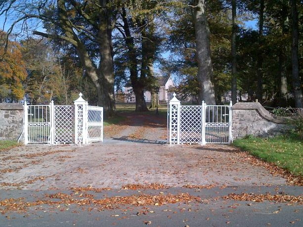 Front entrance gates to Dundrum House
